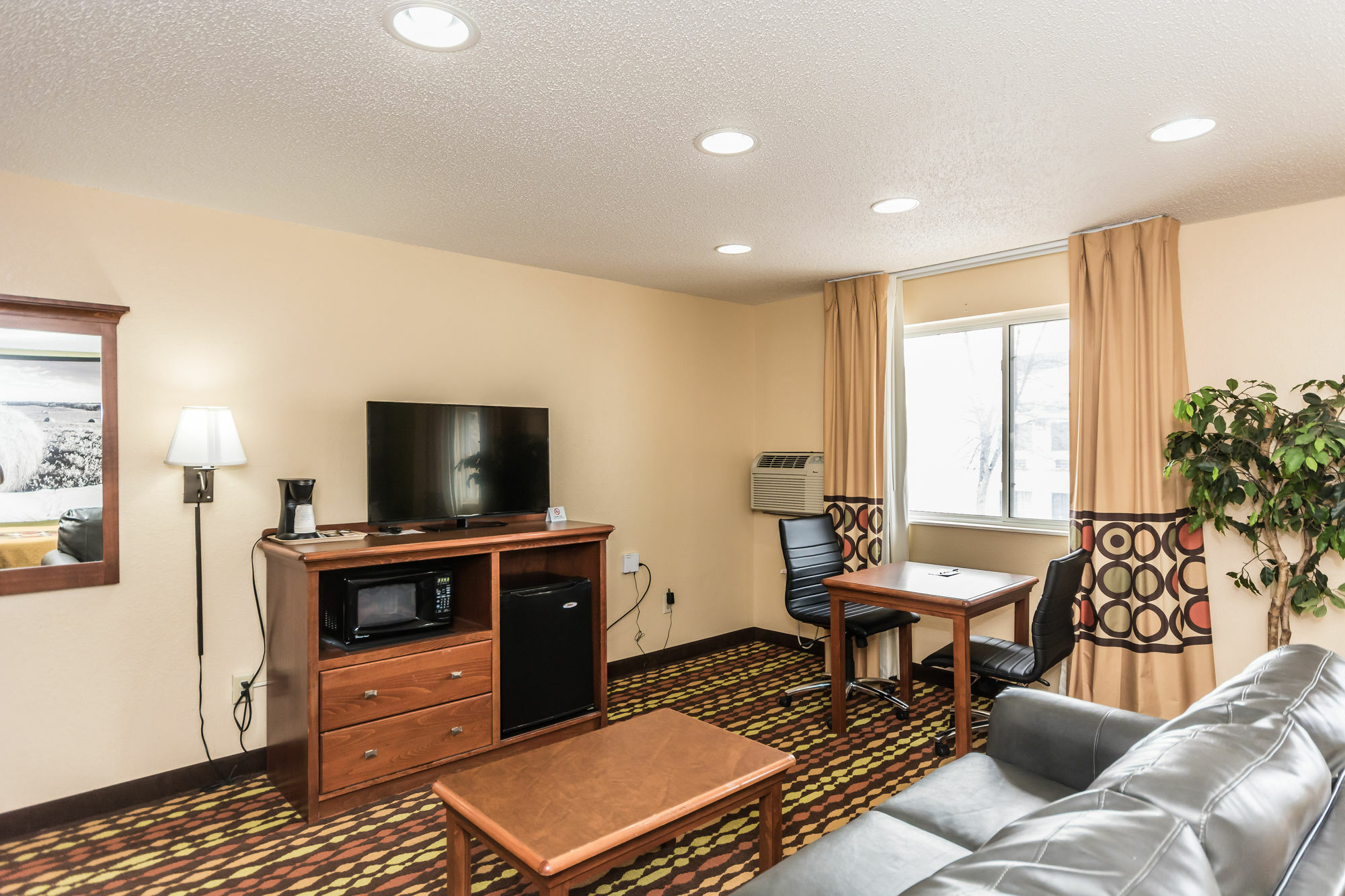 Super 8 By Wyndham Grand Forks Hotell Exteriör bild